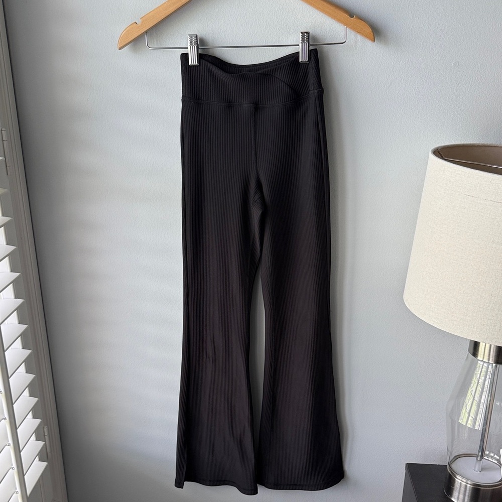 Yogalicious‎ Girls Black Ribbed Flare Leggings